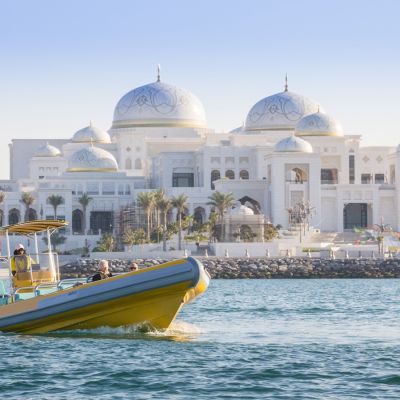 Abu Dhabi Boat Trip tickets (Abu Dhabi) - GuideandGo